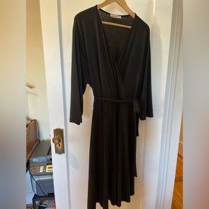 Long sleeve v neck plus size wrap little black dress